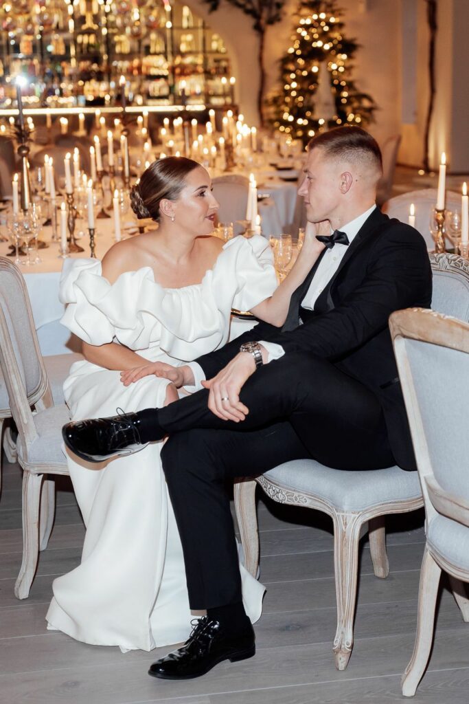 7 Top Mirrorless Cameras for Wedding Photography in 2025 color wedding photo