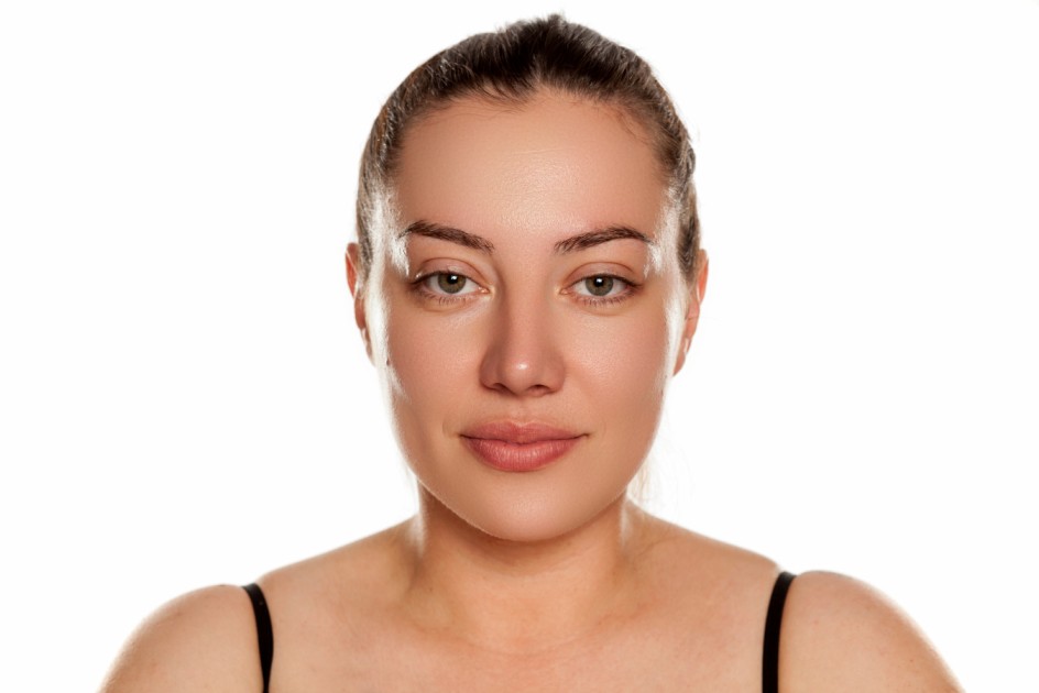 A Complete Guide to Portrait Retouching Workflow Face brightening on Aftershoot
