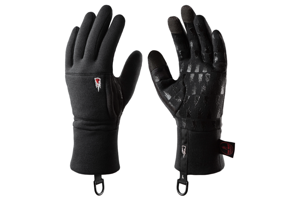 The Ultimate Guide to Photographer Outfits The Heat Company Layer System Gloves