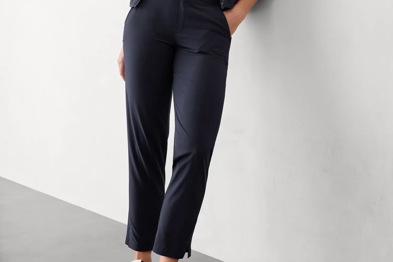 The Ultimate Guide to Photographer Outfits Athleta Brooklyn Ankle Pants
