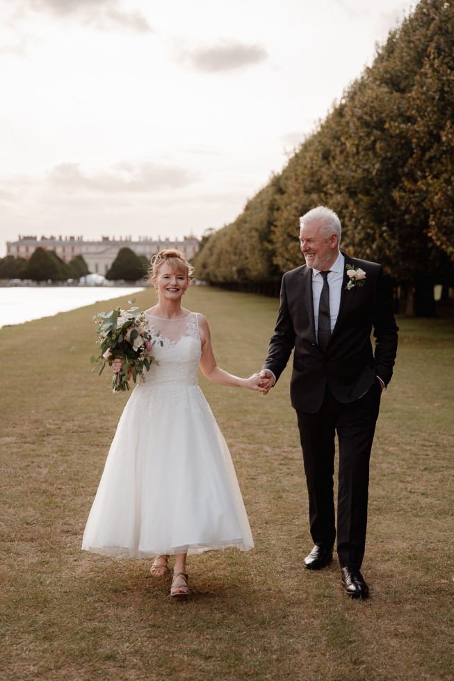 outdoor wedding photoshoot ideas