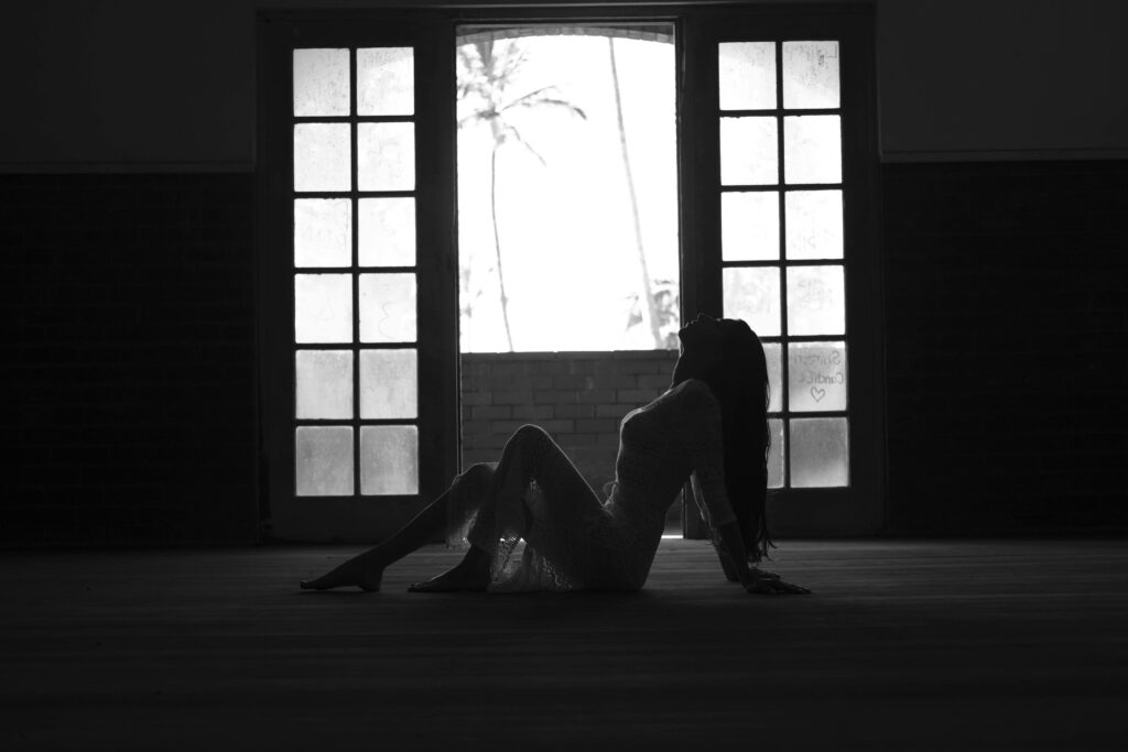 luxury boudoir silhouette photography