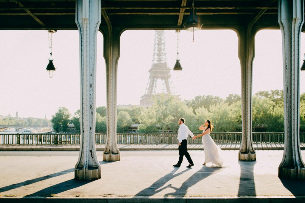 destination wedding photography near Eiffel tower